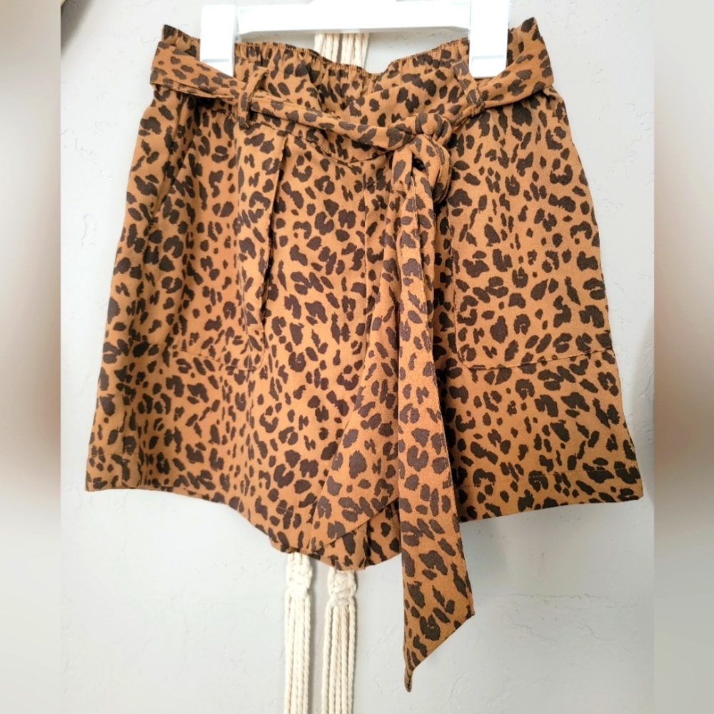 Ruffle top paper bag  shorts in leopard print with front pockets. A NEW DAY